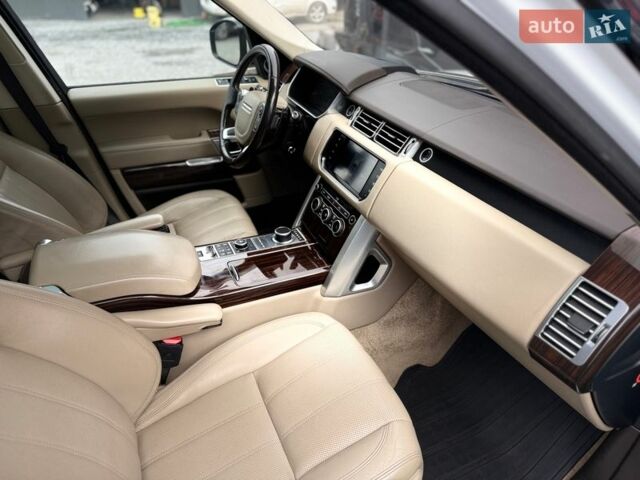 Белый Ленд Ровер Рендж Ровер, объемом двигателя 3 л и пробегом 173 тыс. км за 27500 $, фото 62 на Automoto.ua