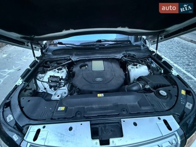 Белый Ленд Ровер Рендж Ровер, объемом двигателя 2.99 л и пробегом 161 тыс. км за 33800 $, фото 110 на Automoto.ua