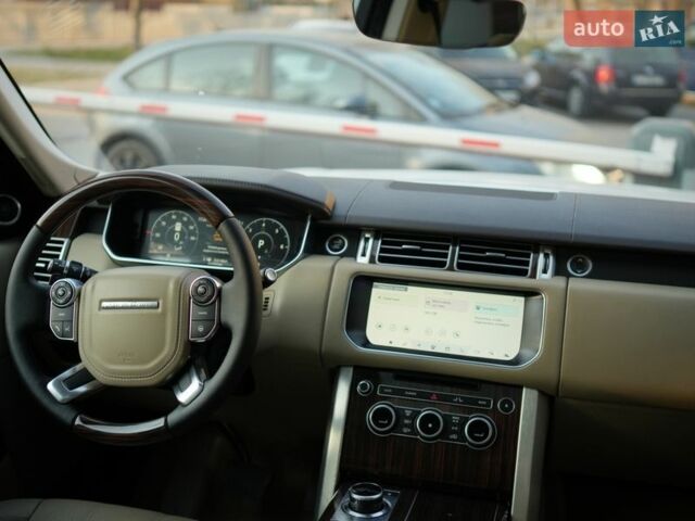 Білий Ленд Ровер Рендж Ровер, об'ємом двигуна 3 л та пробігом 217 тис. км за 40000 $, фото 2 на Automoto.ua