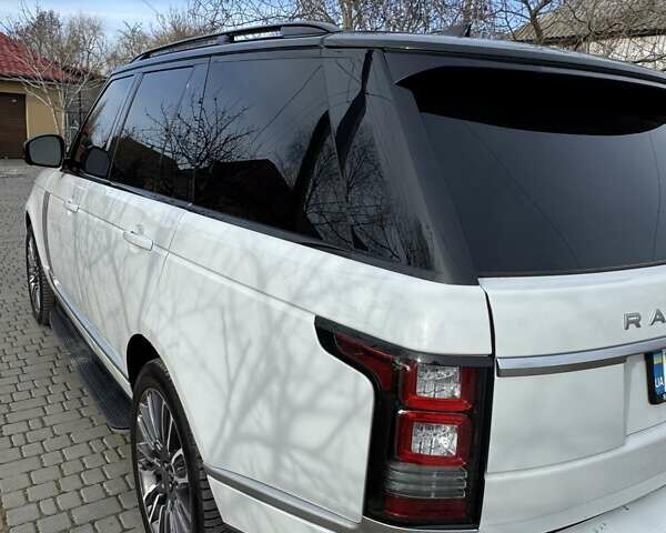 Білий Ленд Ровер Рендж Ровер, об'ємом двигуна 2.99 л та пробігом 190 тис. км за 40000 $, фото 5 на Automoto.ua