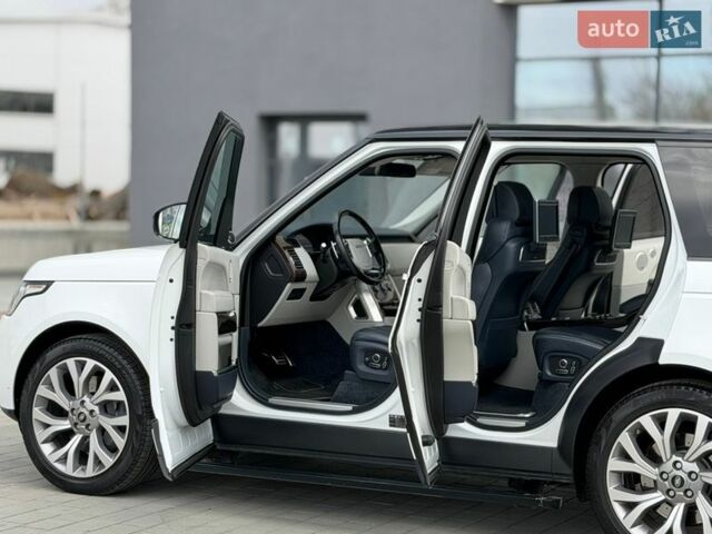 Белый Ленд Ровер Рендж Ровер, объемом двигателя 4.4 л и пробегом 115 тыс. км за 47950 $, фото 32 на Automoto.ua