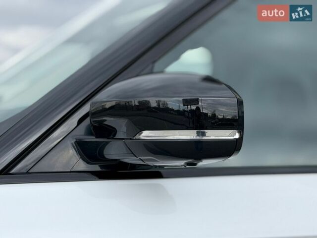 Белый Ленд Ровер Рендж Ровер, объемом двигателя 4.4 л и пробегом 115 тыс. км за 47950 $, фото 15 на Automoto.ua