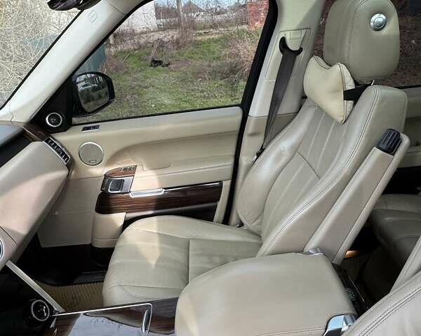 Білий Ленд Ровер Рендж Ровер, об'ємом двигуна 2.99 л та пробігом 190 тис. км за 40000 $, фото 10 на Automoto.ua