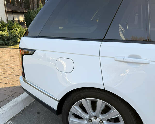 Білий Ленд Ровер Рендж Ровер, об'ємом двигуна 2.99 л та пробігом 146 тис. км за 37000 $, фото 9 на Automoto.ua