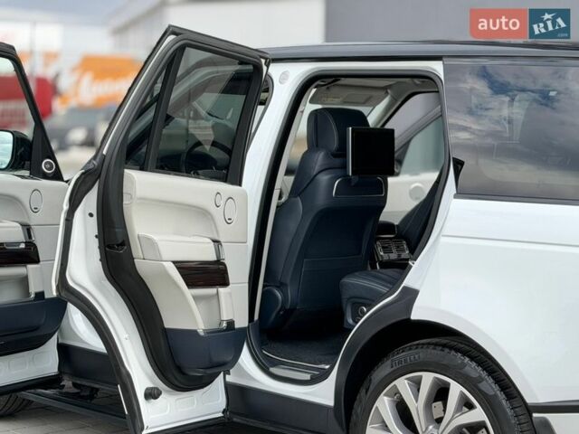 Белый Ленд Ровер Рендж Ровер, объемом двигателя 4.4 л и пробегом 115 тыс. км за 47950 $, фото 33 на Automoto.ua