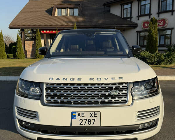 Білий Ленд Ровер Рендж Ровер, об'ємом двигуна 2.99 л та пробігом 146 тис. км за 37000 $, фото 1 на Automoto.ua