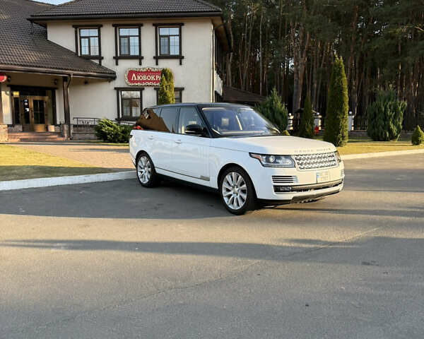 Белый Ленд Ровер Рендж Ровер, объемом двигателя 2.99 л и пробегом 146 тыс. км за 37700 $, фото 2 на Automoto.ua