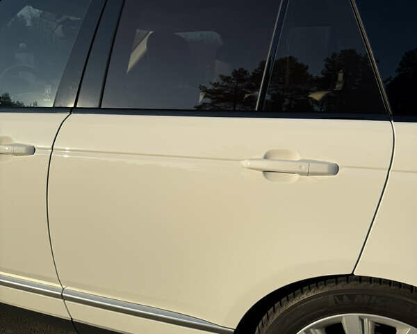 Белый Ленд Ровер Рендж Ровер, объемом двигателя 2.99 л и пробегом 146 тыс. км за 37700 $, фото 12 на Automoto.ua