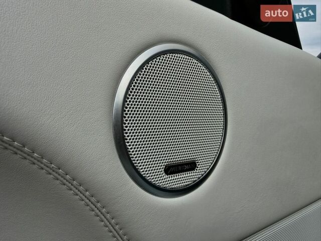 Белый Ленд Ровер Рендж Ровер, объемом двигателя 4.4 л и пробегом 115 тыс. км за 47950 $, фото 45 на Automoto.ua