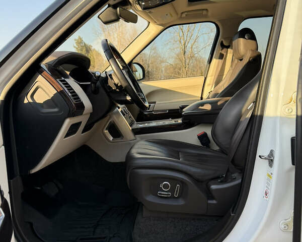 Білий Ленд Ровер Рендж Ровер, об'ємом двигуна 2.99 л та пробігом 146 тис. км за 37000 $, фото 22 на Automoto.ua