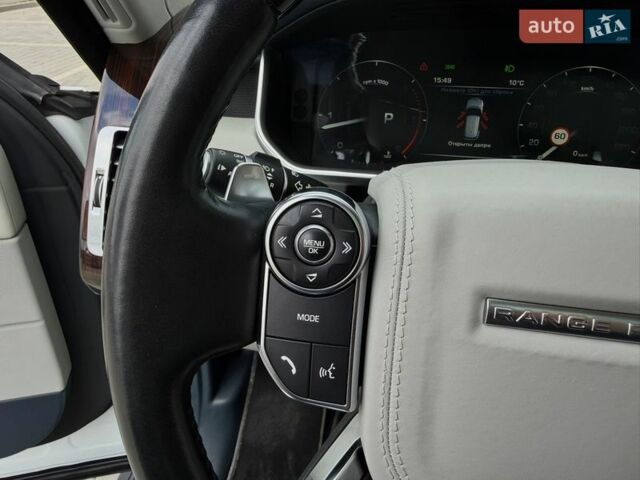 Белый Ленд Ровер Рендж Ровер, объемом двигателя 4.4 л и пробегом 115 тыс. км за 47950 $, фото 56 на Automoto.ua
