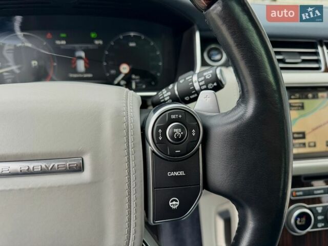 Белый Ленд Ровер Рендж Ровер, объемом двигателя 4.4 л и пробегом 115 тыс. км за 47950 $, фото 57 на Automoto.ua