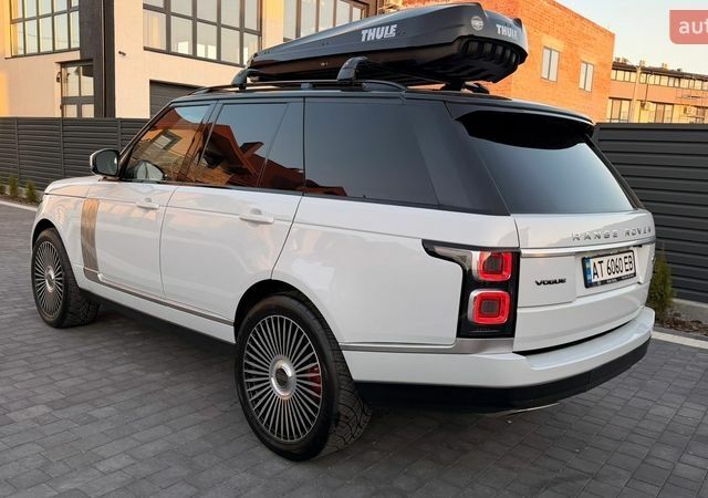 Белый Ленд Ровер Рендж Ровер, объемом двигателя 2.99 л и пробегом 187 тыс. км за 45000 $, фото 2 на Automoto.ua