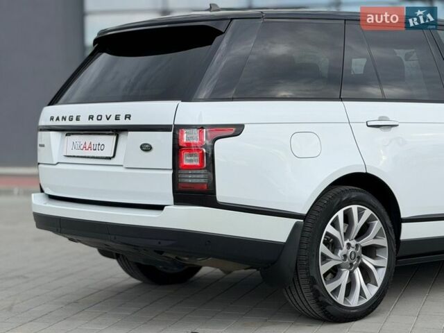 Белый Ленд Ровер Рендж Ровер, объемом двигателя 4.4 л и пробегом 115 тыс. км за 47950 $, фото 22 на Automoto.ua