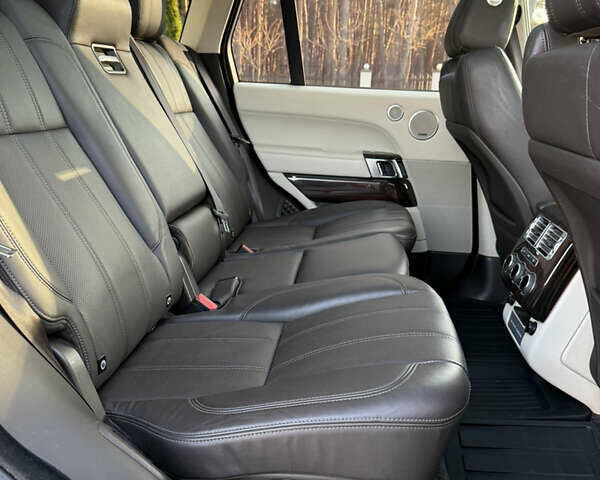 Білий Ленд Ровер Рендж Ровер, об'ємом двигуна 2.99 л та пробігом 146 тис. км за 37000 $, фото 47 на Automoto.ua