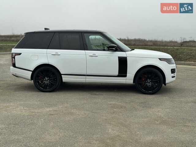 Белый Ленд Ровер Рендж Ровер, объемом двигателя 3 л и пробегом 70 тыс. км за 59000 $, фото 7 на Automoto.ua