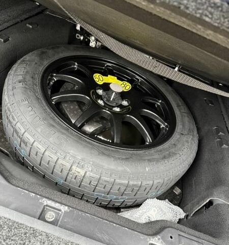 Білий Ленд Ровер Рендж Ровер, об'ємом двигуна 3 л та пробігом 98 тис. км за 51900 $, фото 12 на Automoto.ua