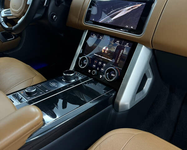 Білий Ленд Ровер Рендж Ровер, об'ємом двигуна 4.37 л та пробігом 104 тис. км за 67000 $, фото 20 на Automoto.ua