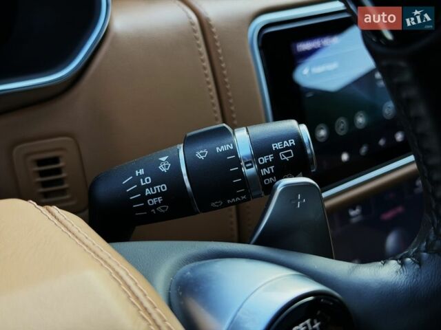 Білий Ленд Ровер Рендж Ровер, об'ємом двигуна 4.37 л та пробігом 105 тис. км за 64999 $, фото 56 на Automoto.ua