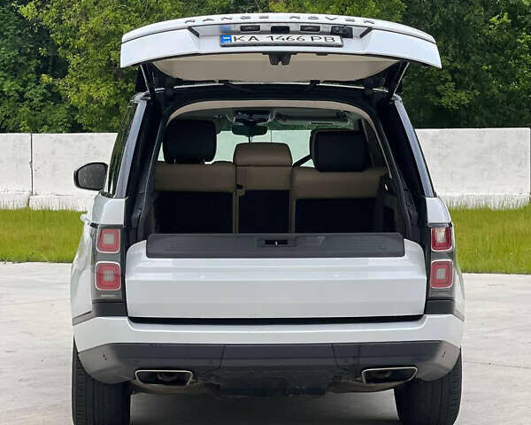 Білий Ленд Ровер Рендж Ровер, об'ємом двигуна 3 л та пробігом 106 тис. км за 47000 $, фото 5 на Automoto.ua