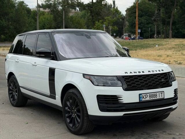 Білий Ленд Ровер Рендж Ровер, об'ємом двигуна 3 л та пробігом 132 тис. км за 42000 $, фото 1 на Automoto.ua