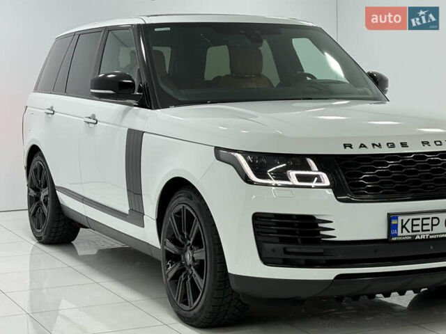 Білий Ленд Ровер Рендж Ровер, об'ємом двигуна 4.37 л та пробігом 104 тис. км за 67000 $, фото 6 на Automoto.ua