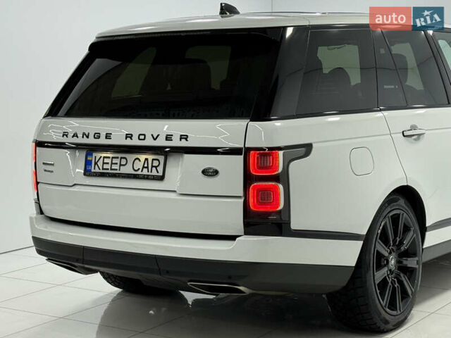 Білий Ленд Ровер Рендж Ровер, об'ємом двигуна 4.37 л та пробігом 104 тис. км за 67000 $, фото 15 на Automoto.ua