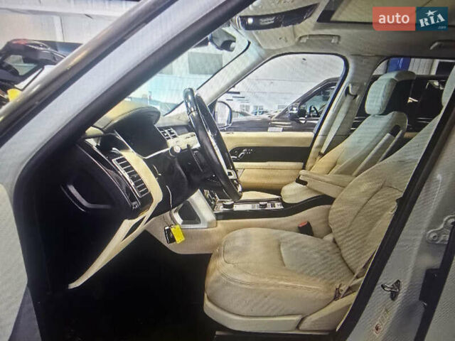 Ленд Ровер Рендж Ровер 2018 в Одессе на Automoto.ua Белый Ленд Ровер Рендж Ровер, объемом двигателя 3 л и пробегом 107 тыс. км за 43000 $, фото 7 на Automoto.ua