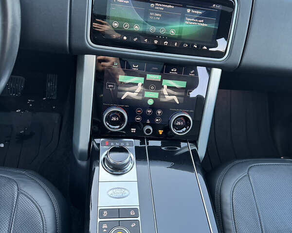 Белый Ленд Ровер Рендж Ровер, объемом двигателя 3 л и пробегом 74 тыс. км за 56000 $, фото 34 на Automoto.ua