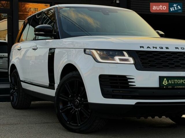 Білий Ленд Ровер Рендж Ровер, об'ємом двигуна 4.37 л та пробігом 105 тис. км за 64999 $, фото 12 на Automoto.ua