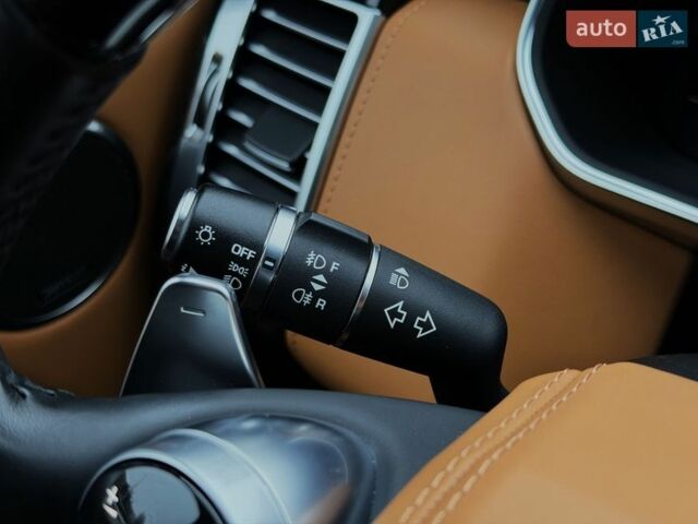 Білий Ленд Ровер Рендж Ровер, об'ємом двигуна 4.37 л та пробігом 105 тис. км за 64999 $, фото 52 на Automoto.ua