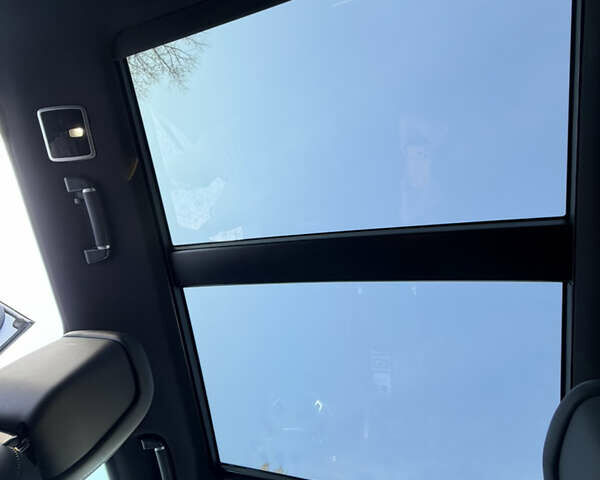 Белый Ленд Ровер Рендж Ровер, объемом двигателя 3 л и пробегом 73 тыс. км за 55000 $, фото 39 на Automoto.ua