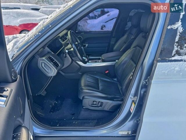 Білий Ленд Ровер Рендж Ровер, об'ємом двигуна 3 л та пробігом 145 тис. км за 14500 $, фото 12 на Automoto.ua