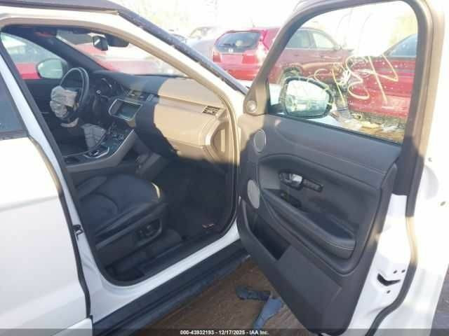 Білий Ленд Ровер Рендж Ровер, об'ємом двигуна 2 л та пробігом 54 тис. км за 4600 $, фото 4 на Automoto.ua