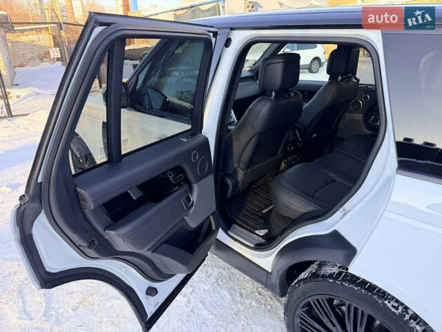 Белый Ленд Ровер Рендж Ровер, объемом двигателя 3 л и пробегом 73 тыс. км за 55000 $, фото 33 на Automoto.ua