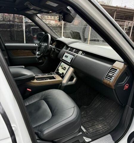 Білий Ленд Ровер Рендж Ровер, об'ємом двигуна 3 л та пробігом 98 тис. км за 51900 $, фото 1 на Automoto.ua