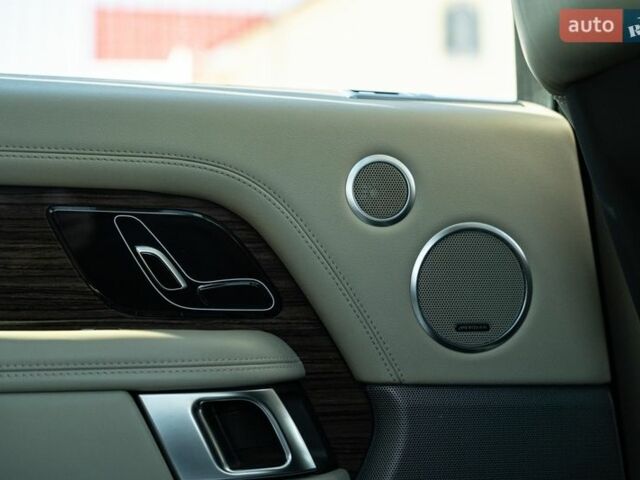 Белый Ленд Ровер Рендж Ровер, объемом двигателя 3 л и пробегом 103 тыс. км за 56900 $, фото 18 на Automoto.ua