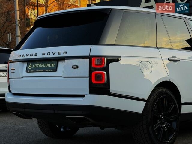 Білий Ленд Ровер Рендж Ровер, об'ємом двигуна 4.37 л та пробігом 105 тис. км за 64999 $, фото 22 на Automoto.ua
