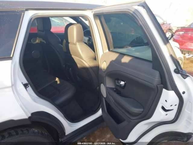 Білий Ленд Ровер Рендж Ровер, об'ємом двигуна 2 л та пробігом 54 тис. км за 4600 $, фото 7 на Automoto.ua