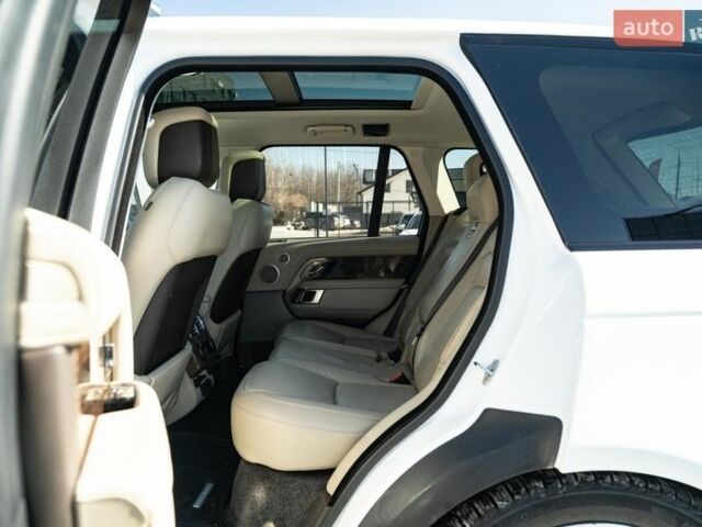 Белый Ленд Ровер Рендж Ровер, объемом двигателя 3 л и пробегом 103 тыс. км за 56900 $, фото 36 на Automoto.ua