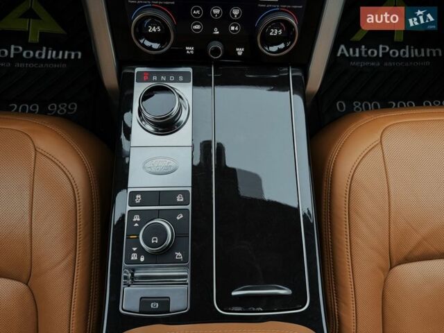 Білий Ленд Ровер Рендж Ровер, об'ємом двигуна 4.37 л та пробігом 105 тис. км за 64999 $, фото 46 на Automoto.ua