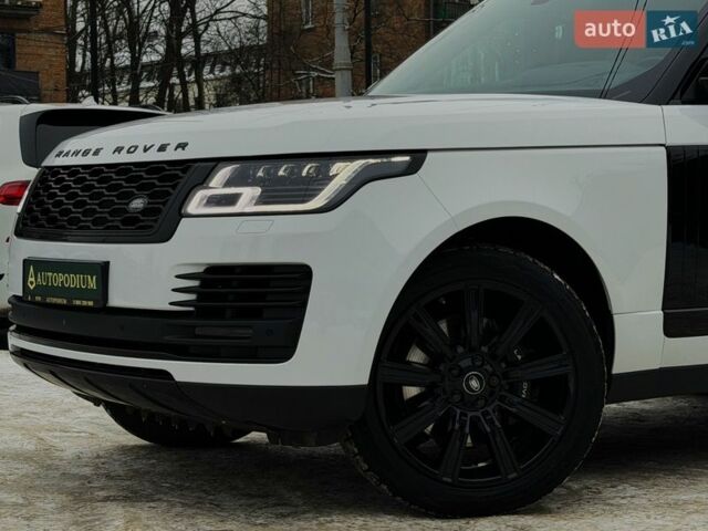 Білий Ленд Ровер Рендж Ровер, об'ємом двигуна 4.37 л та пробігом 105 тис. км за 64999 $, фото 8 на Automoto.ua