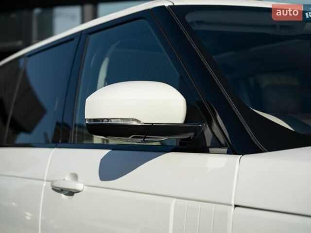 Белый Ленд Ровер Рендж Ровер, объемом двигателя 3 л и пробегом 103 тыс. км за 56900 $, фото 11 на Automoto.ua