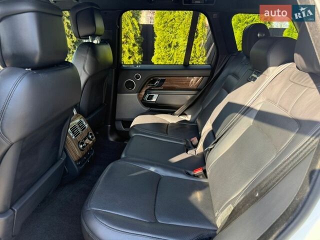 Білий Ленд Ровер Рендж Ровер, об'ємом двигуна 2.99 л та пробігом 156 тис. км за 49900 $, фото 23 на Automoto.ua