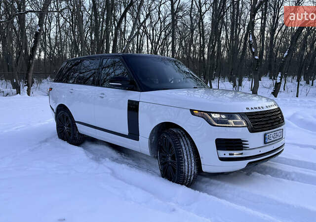 Белый Ленд Ровер Рендж Ровер, объемом двигателя 3 л и пробегом 73 тыс. км за 55000 $, фото 14 на Automoto.ua