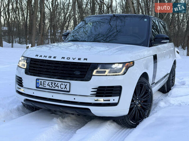 Белый Ленд Ровер Рендж Ровер, объемом двигателя 3 л и пробегом 73 тыс. км за 55000 $, фото 4 на Automoto.ua