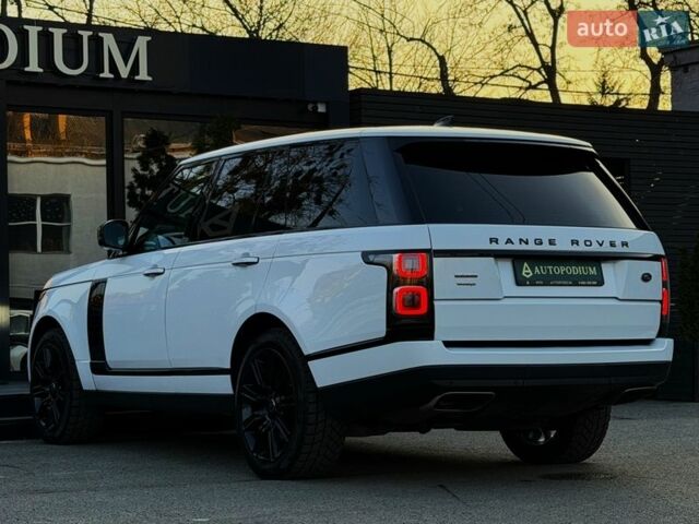 Білий Ленд Ровер Рендж Ровер, об'ємом двигуна 4.37 л та пробігом 105 тис. км за 64999 $, фото 23 на Automoto.ua