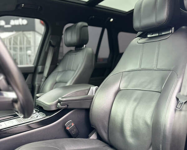 Белый Ленд Ровер Рендж Ровер, объемом двигателя 2.99 л и пробегом 92 тыс. км за 57900 $, фото 21 на Automoto.ua