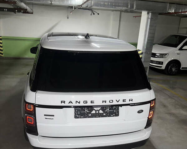 Белый Ленд Ровер Рендж Ровер, объемом двигателя 4.37 л и пробегом 102 тыс. км за 67500 $, фото 25 на Automoto.ua