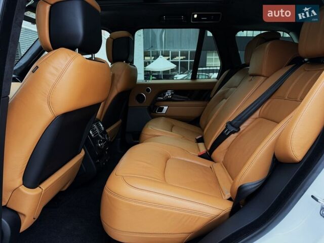 Білий Ленд Ровер Рендж Ровер, об'ємом двигуна 4.37 л та пробігом 105 тис. км за 64999 $, фото 34 на Automoto.ua